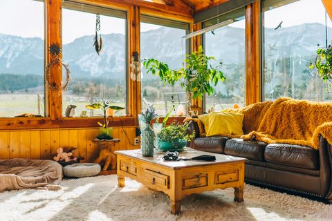 Почему панорамные окна в ЖК «Булгаков» создают эхо?