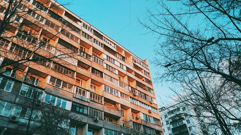 Миф 1: «Нейтрализаторы» и защитные наклейки убирают излучение
